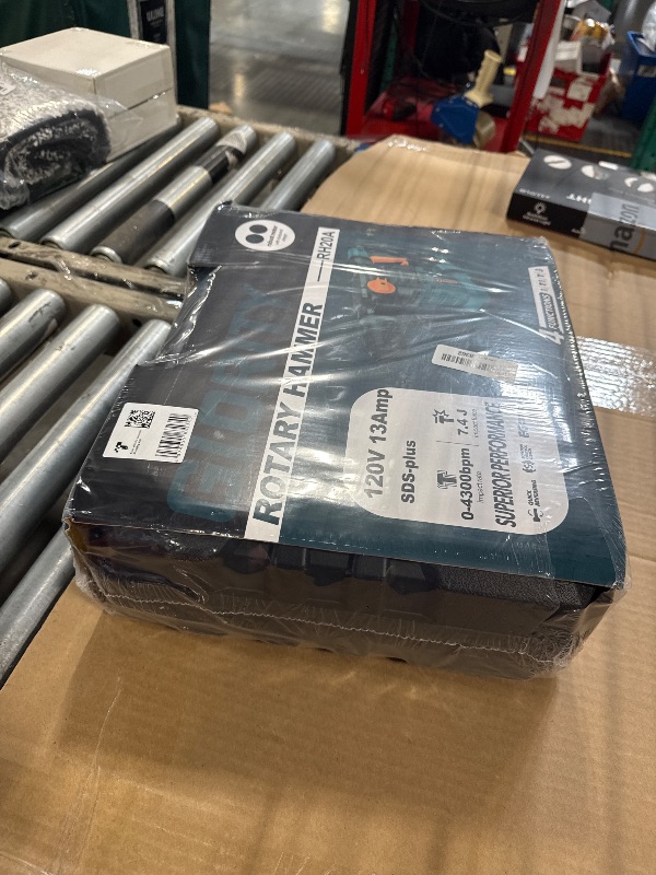 Photo 2 of **NEW/FACTORY SEALED** GLORITY 1-1/4 Inch SDS-Plus 13 Amp Heavy Duty Rotary Hammer Drill with Safety Clutch 4 Functions and Variable Speed, Including Chisels and Drill Bits