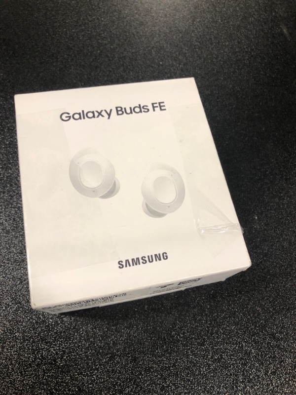 Photo 1 of **VERY USED**8Samsung Galaxy Buds FE True Wireless Bluetooth Earbuds, Comfort and Secure in Ear Fit, Auto Switch Audio, Touch Control, Built-in Voice Assistant, White [US Version, 1Yr Manufacturer Warranty]