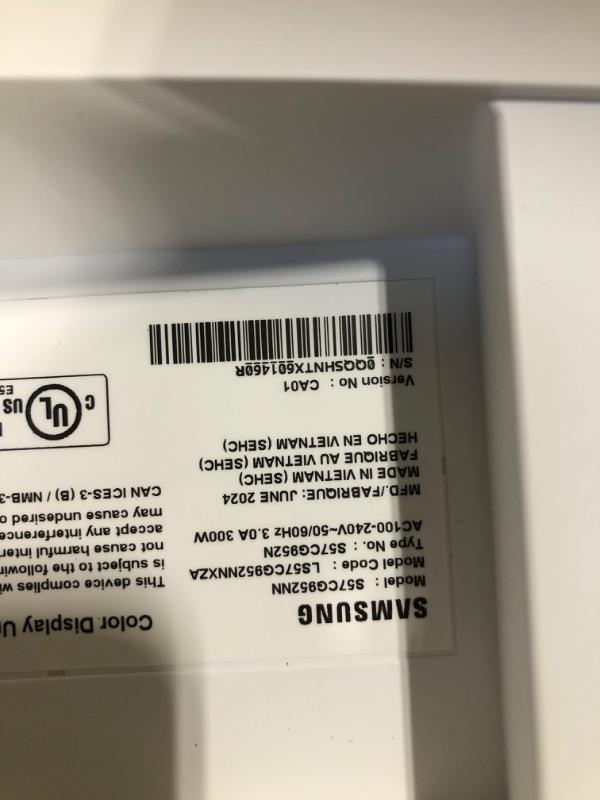 Photo 1 of SAMSUNG 57' Odyssey Neo G9 Series Dual 4K UHD 1000R Curved Gaming Monitor, 240Hz, 1ms with DisplayPort 2.1, Quantum Mini-LED, DisplayHDR 1000, AMD FreeSync Premium Pro, LS57CG952NNXZA, 2023