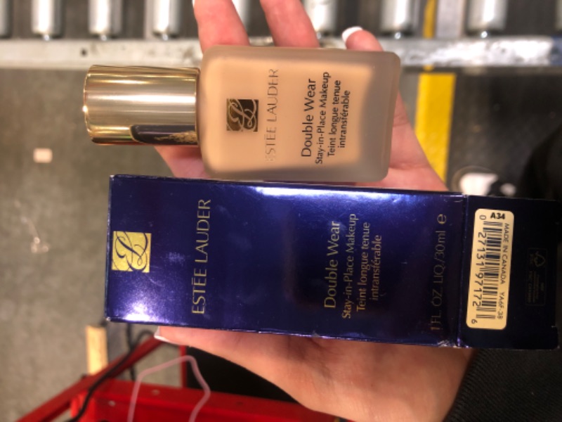Photo 1 of Estée Lauder Double Wear Stay-in-Place 24-Hour Long-Wear Matte Foundation Makeup, 1 Fl Oz, 3N2 Wheat ***shade3n2 wheat ****