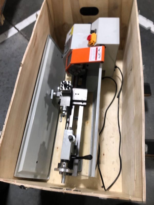 Photo 3 of ** USE FOR PARTS**
VEVOR Metal Lathe, 210x800 Mini Lathe Machine, 2500 RPM Variable Speed Change, 850W Precision Mini Lathe, Metal Working Lathe with Brushless Motor, Milling Machine for Various Metal Turning