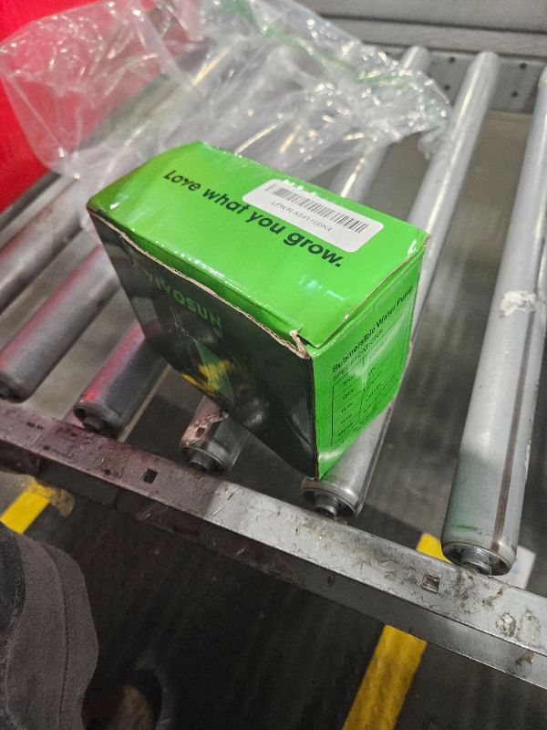 Photo 1 of **USED**
VIVOSUN 800GPH Submersible Pump(3000L/H, 24W), Ultra Quiet Water Fountain Pump with 10ft. High Lift with 6.5ft. Power Cord, 3 Nozzles for Fish Tank, Pond, Aquarium, Statuary, Hydroponics Green