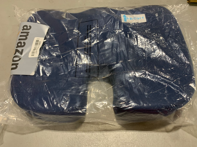 Photo 1 of pillow 