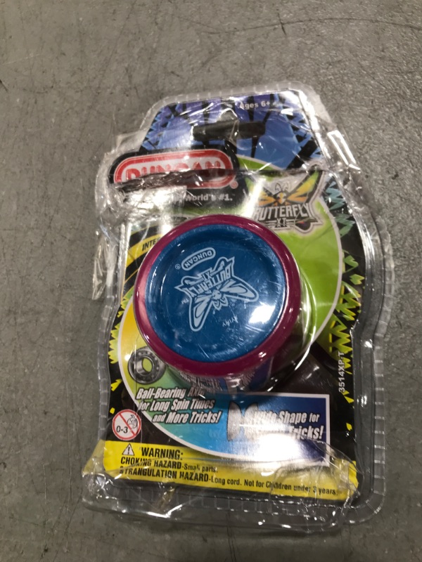 Photo 1 of Duncan Toys Butterfly XT Yo-Yo with String, Ball Bearing Axle and Plastic Body, String Trick Yo-Yo, Purple with Blue Cap