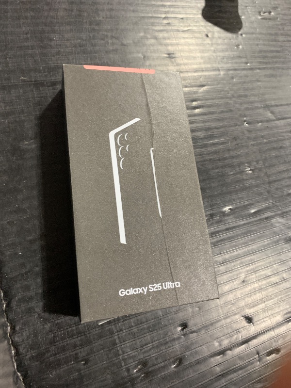 Photo 1 of SAMSUNG Galaxy S25 Ultra Cell Phone, 512GB AI Smartphone, Unlocked Android, AI Camera, Fast Processor, Long Battery Life, 2025, US 1 Yr Manufacturer Warranty, Titanium Black