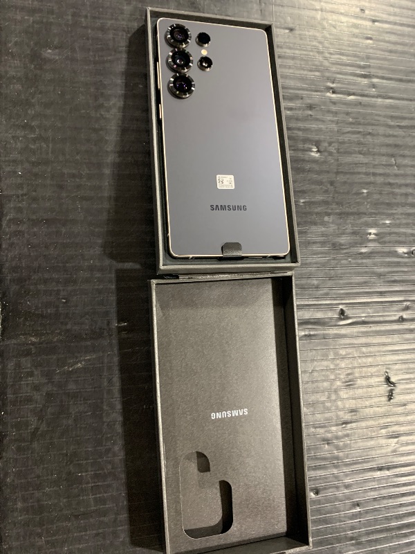 Photo 1 of SAMSUNG Galaxy S25 Ultra Cell Phone, 512GB AI Smartphone, Unlocked Android, AI Camera, Fast Processor, Long Battery Life, 2025, US 1 Yr Manufacturer Warranty, Titanium Black