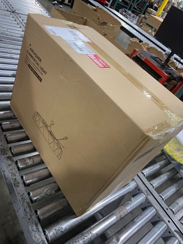 Photo 1 of AIKVSXER 8Pack UFO LED High Bay Light 200W, 32000LM High Bay LED Lights for Warehouse, 5ft Cable with Plug, 0-10V Dimmable, 5000K Daylight, AC120-277V, IP65 Waterproof - ETL/DLC Listed