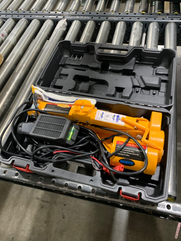 Photo 1 of Electric Car Jack or Jack Set 2 Ton by ROGTZ DC 12v All-in-one Automatic Sedan Lift Scissor Jack Car Repair Tool