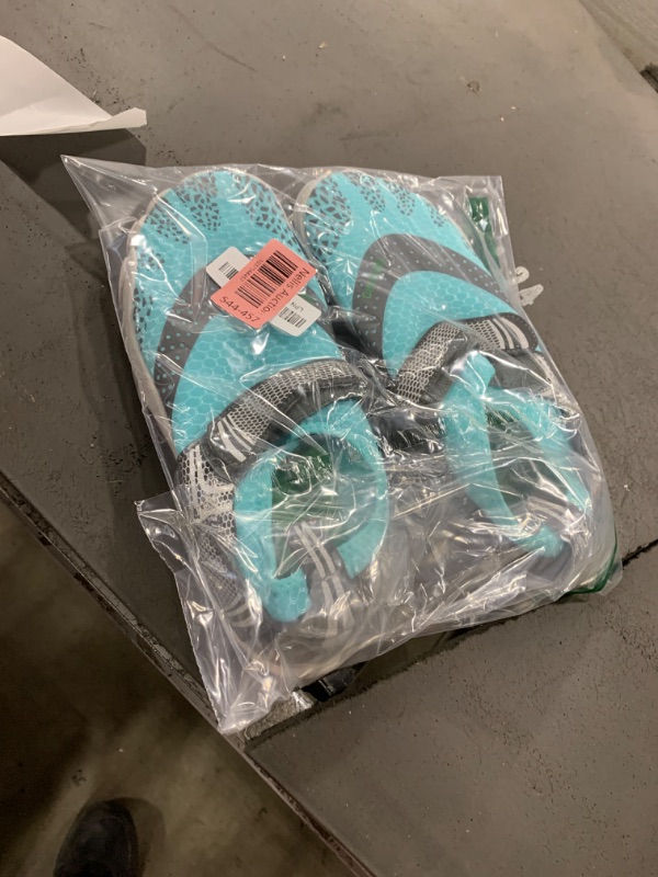 Photo 1 of SAGUARO Water Shoes - Barefoot & Quick-Dry Beach & Pool Shoes for Men & Women - Non-Slip, Aqua Surf & River Kayak Rafting - Turquoise US 9 Men/11 Women