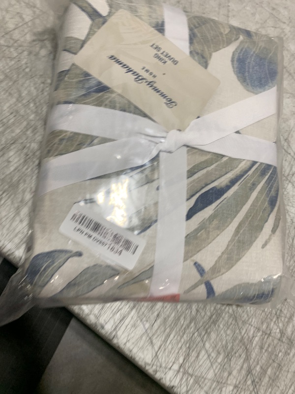 Photo 1 of Tommy Bahama - King Duvet Cover Set, Cotton Bedding with Matching Shams & Button Closure, Super Soft Bedding Set (Raw Coast Blue, King)