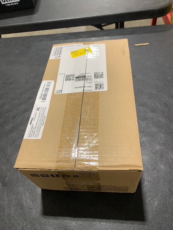 Photo 1 of YIHUA 939D+ Digital Soldering Station, 75W Equivalent with Precision Heat Control (392°F to 896°F) and Built-in Transformer. ESD Safe, Lead Free with °C/°F display (Black)