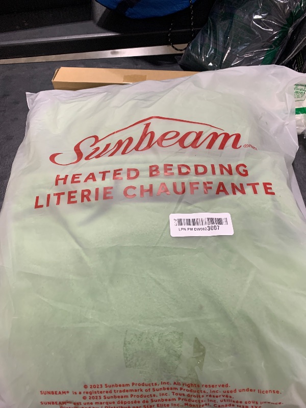 Photo 1 of Sunbeam Royal Ultra Ivy Heated Blanket - Full