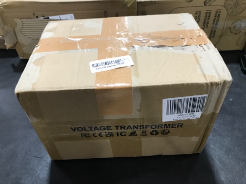 Photo 1 of LVYUAN Voltage Transformer Converter 2000 Watt Step Up/Down Convert from 110-120 Volt to 220-240 Volt and from 220-240 Volt to 110-120 Volt with 2 US outlets, 2 Universal outlets