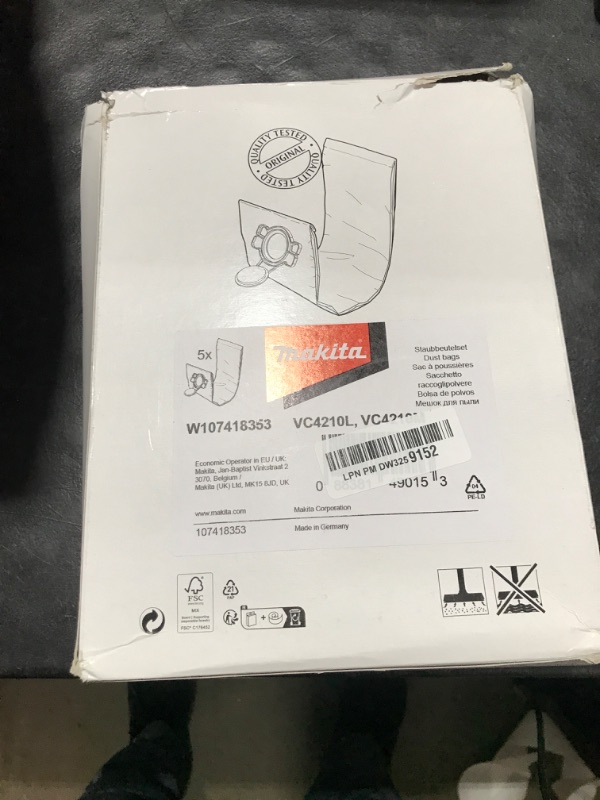 Photo 1 of Makita W107418353 Fleece Filter Bag, 5/pk, VC4210