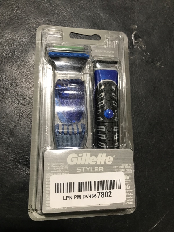 Photo 1 of Gillette Styler: Beard Trimmer, Men's Razor & Edger, All Purpose Styler, All-in-one Tool, Shave, Trim & Edge, Waterproof, Fusion Razors for Men / Styler, with 3 Comb Attachments
