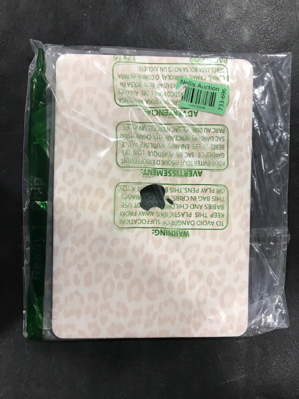 Photo 1 of Seorsok Compatible with MacBook Pro 13 inch Case M2 2023,2022,2021-2016 A2338 M1 A2251 A2289 A2159 A1989 A1708 A1706,Elegant Leopard Grain Leather Plastic Hard Shell Case&Keyboard Cover,Beige