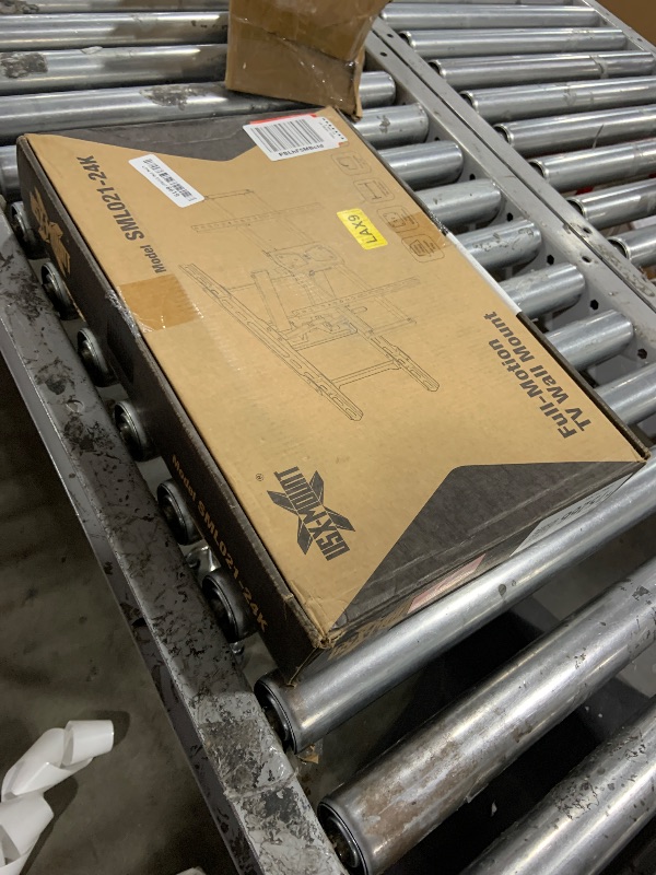 Photo 1 of USX MOUNT Full Motion TV Wall Mount 42"-84" TVS, Fits 16" 18" or 24" Studs, Heavy Duty TV Mounts Bracket with Dual Articulating Arms Tilt Swivel Extension Max VESA 600x400mm, Weight Capacity 110lbs