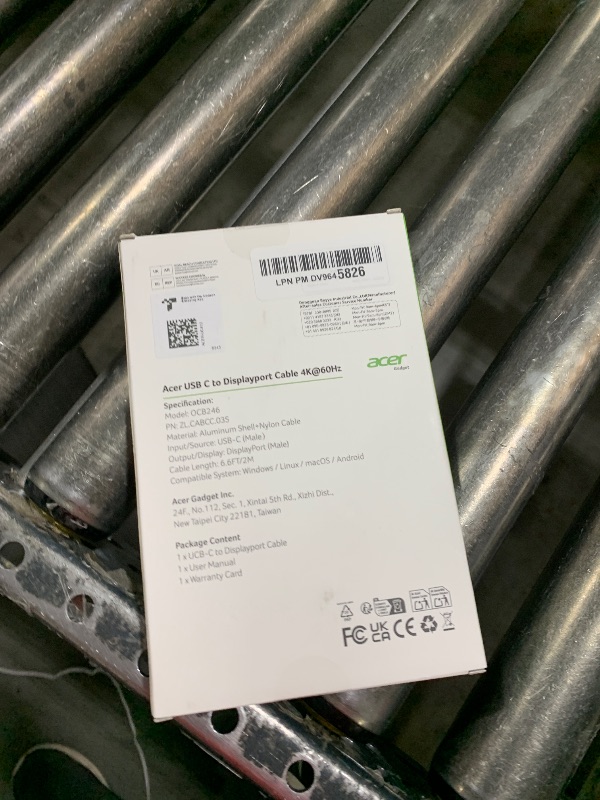Photo 1 of acer USB C to DisplayPort Cable 6.6 FT (4K@60HZ 2K@165Hz), Type-C to DisplayPort Cord (Sturdy Aluminum, Plug & Play) Thunderbolt 3/4/5 Compatible with MacBook Pro/Air, iPhone 16 Pro/Max, XPS, Surface