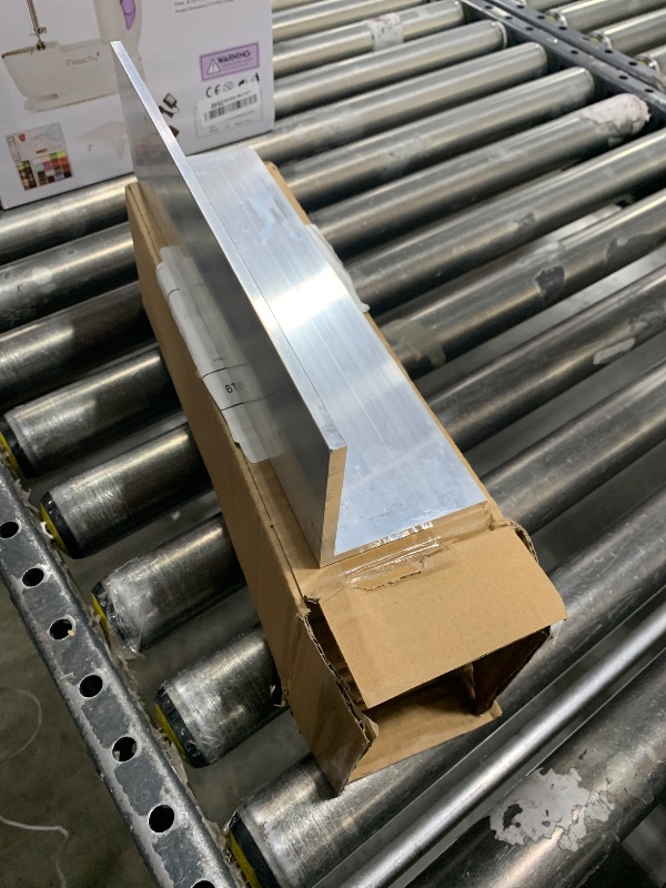 Photo 1 of CNQLIS Aluminum Angle Iron 6061 3"x3"x 1/4", 12" Length,T6511 Abrasive,1/4" Thick