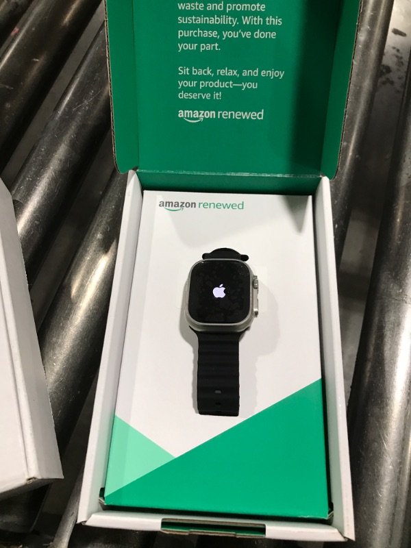 Photo 1 of Apple Watch Ultra [GPS + Cellular 49mm] Titanium Case with Midnight Ocean Band, One Size (Renewed Premium)