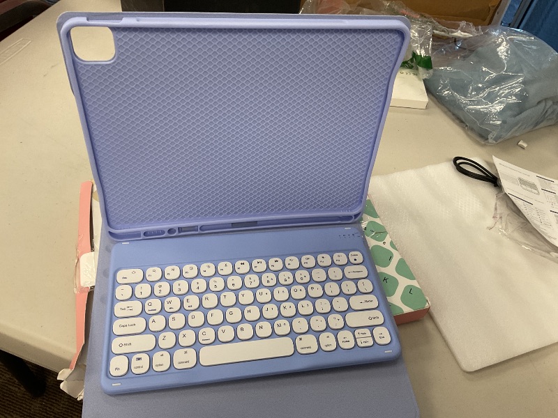 Photo 1 of QIYIBOCASE for iPad Air 13 (M3 2025/M2 2024)/ iPad Pro 12.9 2022/2021/2020 Case with Keyboard, Round Keys Detachable Magnet Bluetooth Keyboard Case with Pencil Holder?(Purple)