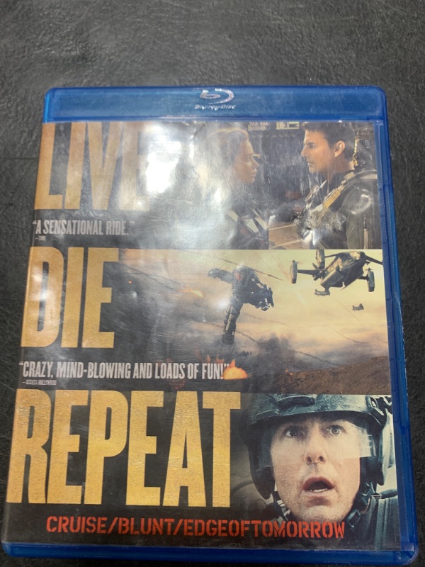 Photo 1 of Live Die Repeat: Edge of Tomorrow [Blu-ray]
