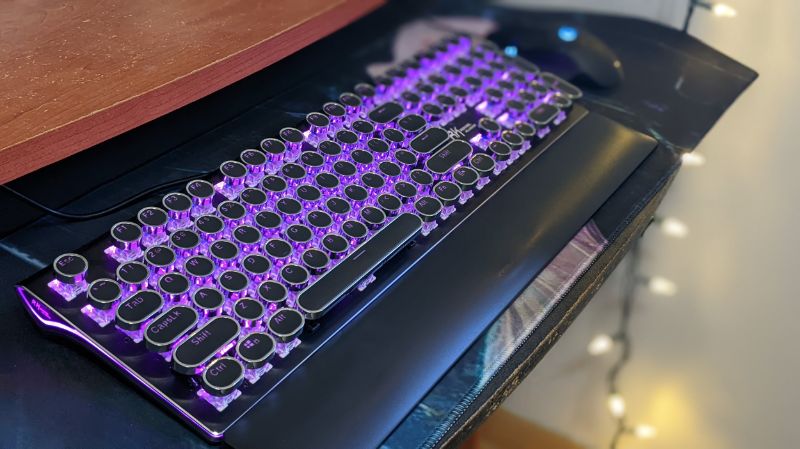 Photo 1 of Royal Kludge Typewriter Keyboard