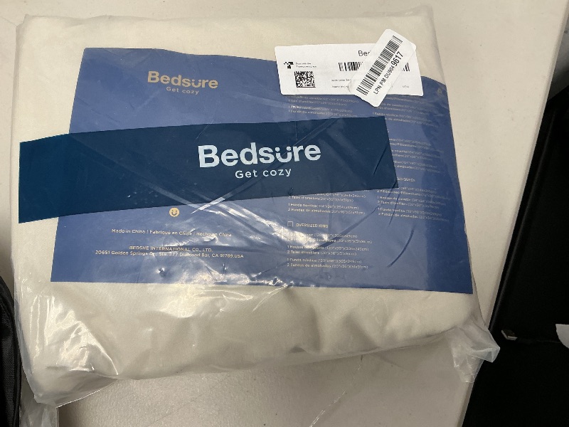 Photo 1 of Bedsure Duvet Cover King Size - 3 Pieces Prewashed Extra Soft Bedding Set, Includes 1 Duvet Cover 104x90 Inches with Zipper Closure & 2 Pillow Shams, Linen, Comforter Not Included