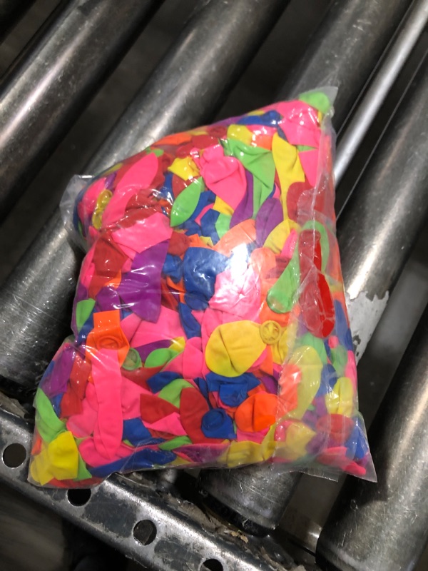 Photo 1 of Hibery 2000 Pack Water Balloons with Refill Kits, Latex Water Bomb Balloons Fight Games - Summer Fun for Kids & Adults