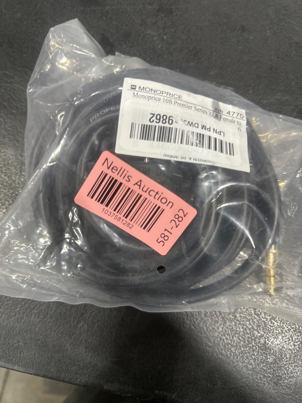 Photo 1 of Monoprice 104770 10-Feet Premier Series XLR Female to 1/4-Inch TRS Male 16AWG Cable Black