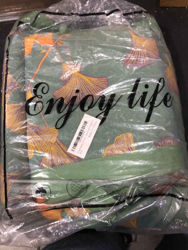 Photo 1 of 3 Piece Ginkgo Quilt Set with 2 Pillow Shams Queen Reversible Cotton Quilt Bedding Set Lightweight Bedspread Coverlet Sets Queen Size