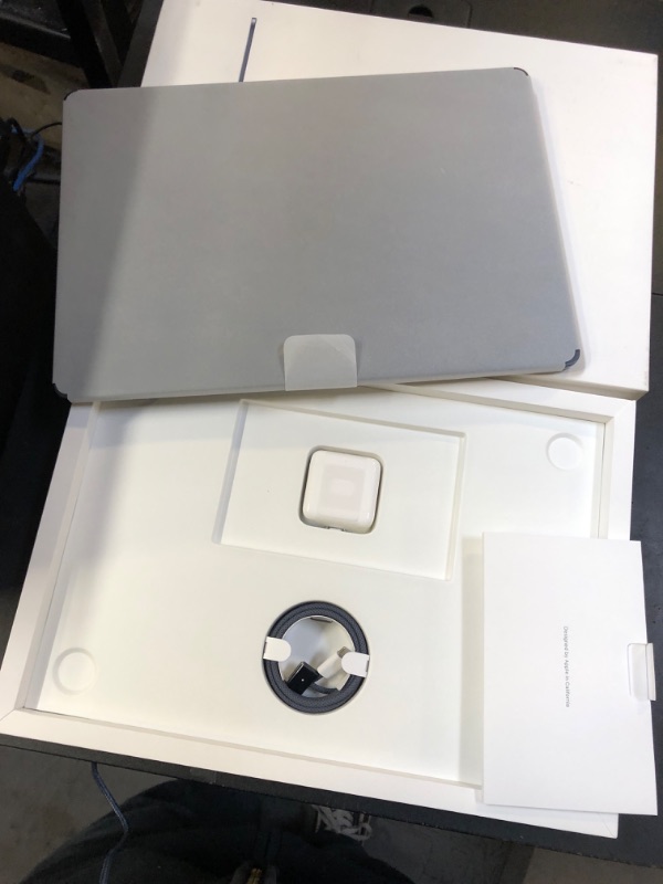 Photo 1 of Apple 2024 MacBook Air 15-inch Laptop with M3 chip: Built for Apple Intelligence, 15.3-inch Liquid Retina Display, 16GB Unified Memory, 256GB SSD Storage, Backlit Keyboard, Touch ID; Midnight