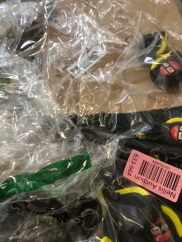 Photo 1 of Jutom Mini Screwdriver Keychain Mini Tape Measure Keychain Set Bulk Mini Keychain for Men Party Favors Tool Gifts(72 Pcs)