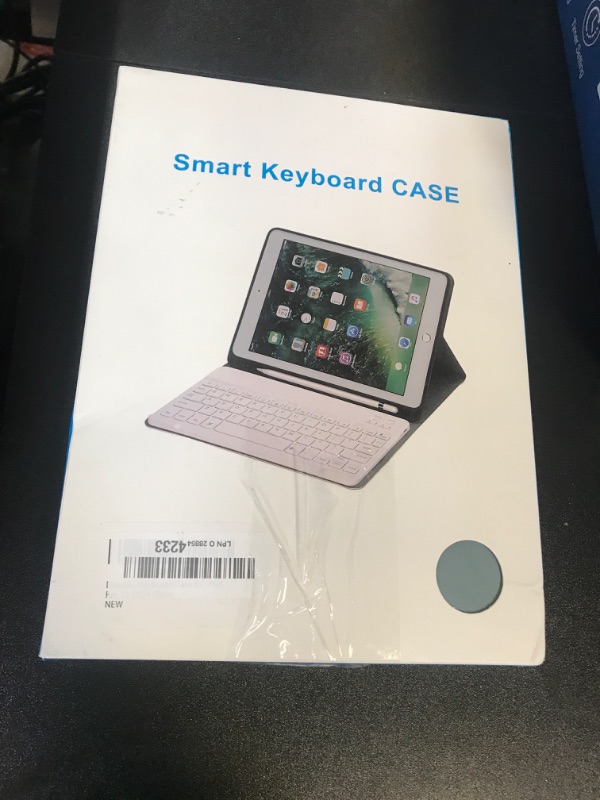 Photo 1 of Divufus Keyboard Case for iPad Pro 11 Inch (M4) 2024 [Magnetic Detachable Wireless Keyboard][Support 3 System] Flip Stand Case with Pencil Holder for iPad 11” Pro 2024 (M4), Blue