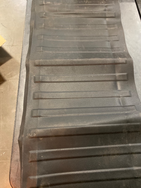 Photo 1 of Rear Trunk Box Mat, TPE Truck Box Mat Stylish Appearance for Vehicle