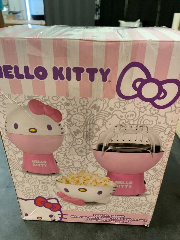 Photo 5 of Uncanny Brands Hello Kitty Popcorn Maker - Kitchen Appliance