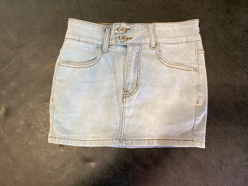 Photo 2 of SIZE (XS) Light wash Denim 