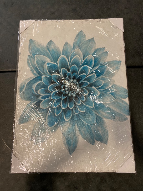 Photo 1 of Floral Canvas wall Art 28" x 20"