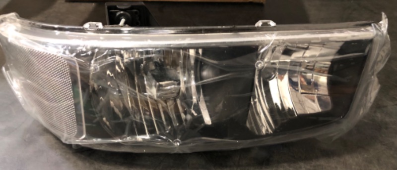 Photo 1 of Headlights Assembly for 2007-2013 GMC Sierra 1500, 07-14 Sierra 2500HD 3500HD Replacement Headlamp, Chrome Housing Clear Side