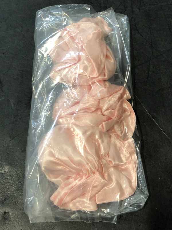 Photo 1 of 6 Pcs Heatless Hair Curling Set with Satin Overnight Headbands - Creates Beautiful Curls Without Heat Damage (pale pink)