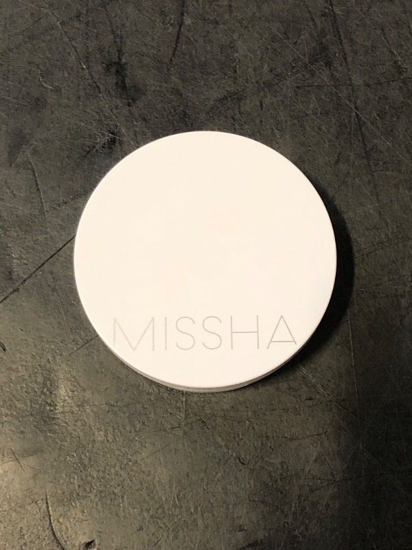 Photo 1 of Missha Magic Cushion Moist Up No. 21 Light Beige for bright skin, Hydrating 3-in-1 Moisture Korean Cushion Foundation, Long-lasting, High Coverage, for All Skin Types