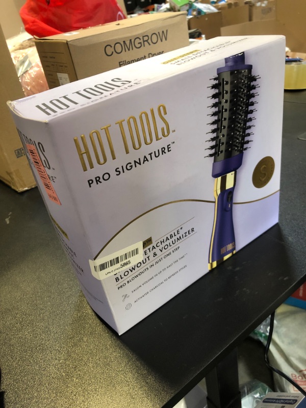 Photo 2 of Hot Tools Pro Signature Detachable One Step Volumizer and Hair Dryer | Style, Dry & Brush (1.0 Medium)