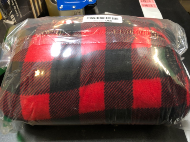 Photo 2 of Safus Pattern Fleece Blanket Plush Throw Blanket 60" x 80" - Red/Black Buffalo Plaid