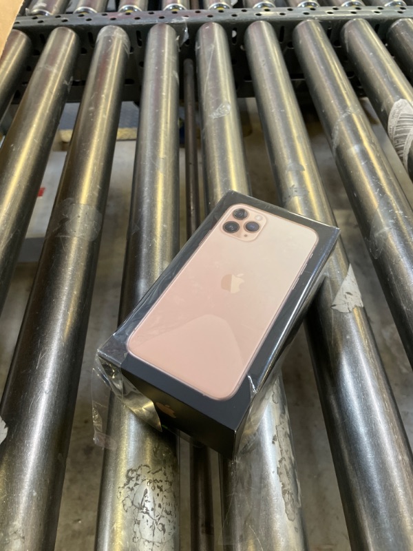 Photo 3 of Apple iPhone 11 Pro