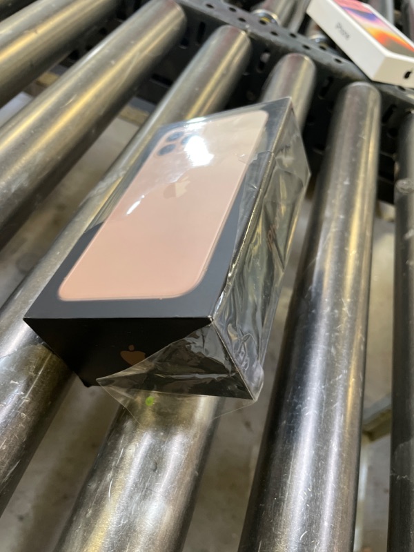 Photo 3 of Apple iPhone 11 Pro