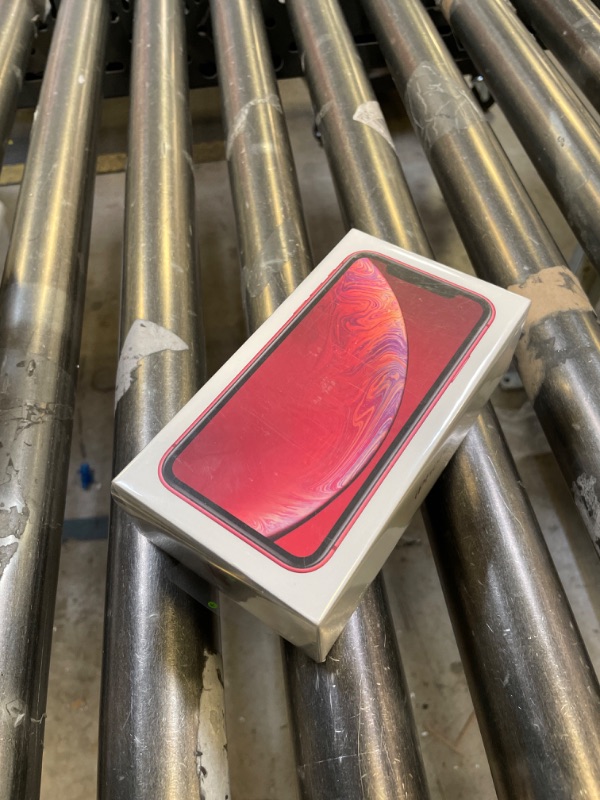 Photo 1 of Apple iPhone XR (64GB, (PRODUCT)RED) [Locked] + Carrier Subscription