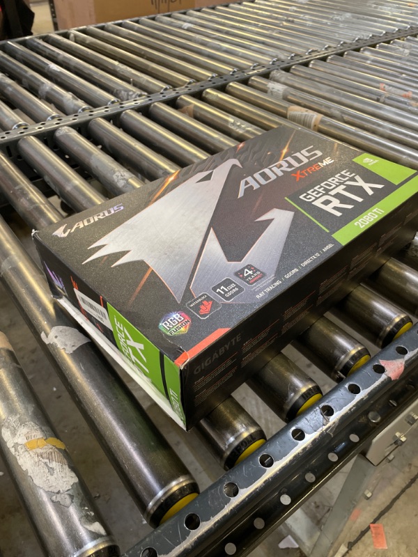 Photo 2 of GIGABYTE AORUS GeForce RTX 2080 Ti XTREME WATERFORCE WB 11G Graphics Card, Pre-Installed Waterblock, 11GB 352-Bit GDDR6, Video Card