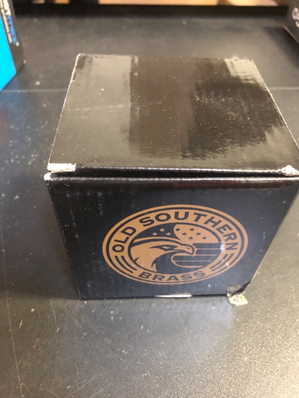 Photo 1 of Yellowstone Dutton Ranch 10 ounce Old Fashioned Whiskey Rocks Glass