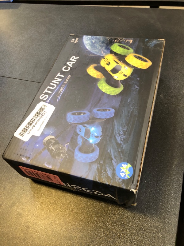 Photo 1 of QUNREDA Remote Control Car, RC Cars Toys for Kids Ages 6-12, 4WD Stunt Car with LED Lights & 360° Flips, 2.4GHz, Upgraded USB-C Modular Batteries, 8-10 Year Old Boys 1-Blue