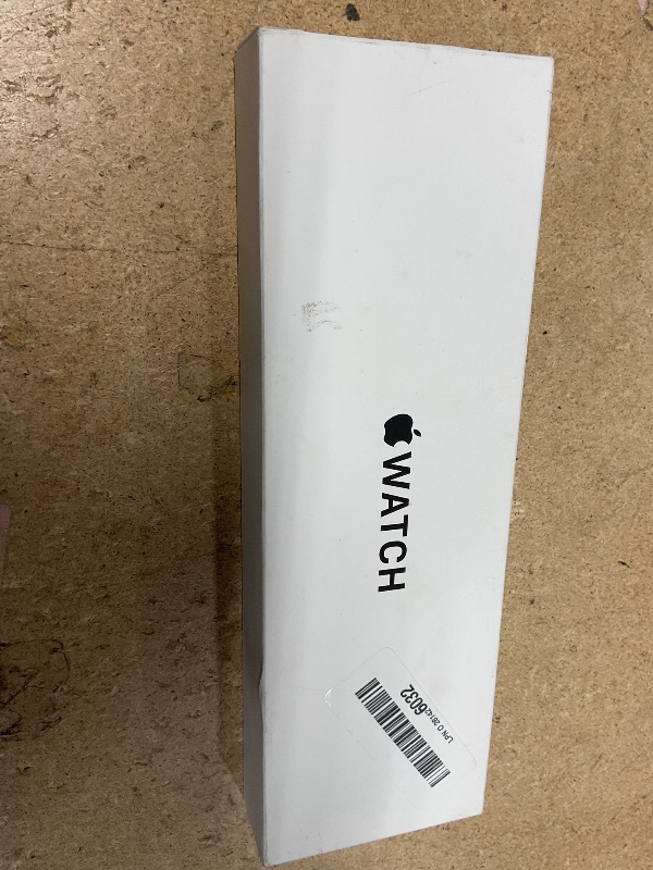 Photo 1 of Apple Watch SE (2nd Gen) [GPS 40mm] Smartwatch with Starlight Aluminum Case with Starlight Sport Band M/L. Fitness and Sleep Trackers, Crash Detection, Heart Rate Monitor, Retina Display***WATCH BOX FACTORY SEALED **
